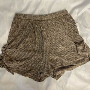 Gaze - Stretchy Shorts